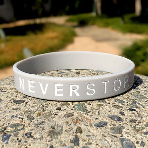 NEVER STOP - The Motivation You Wear! Grey/White